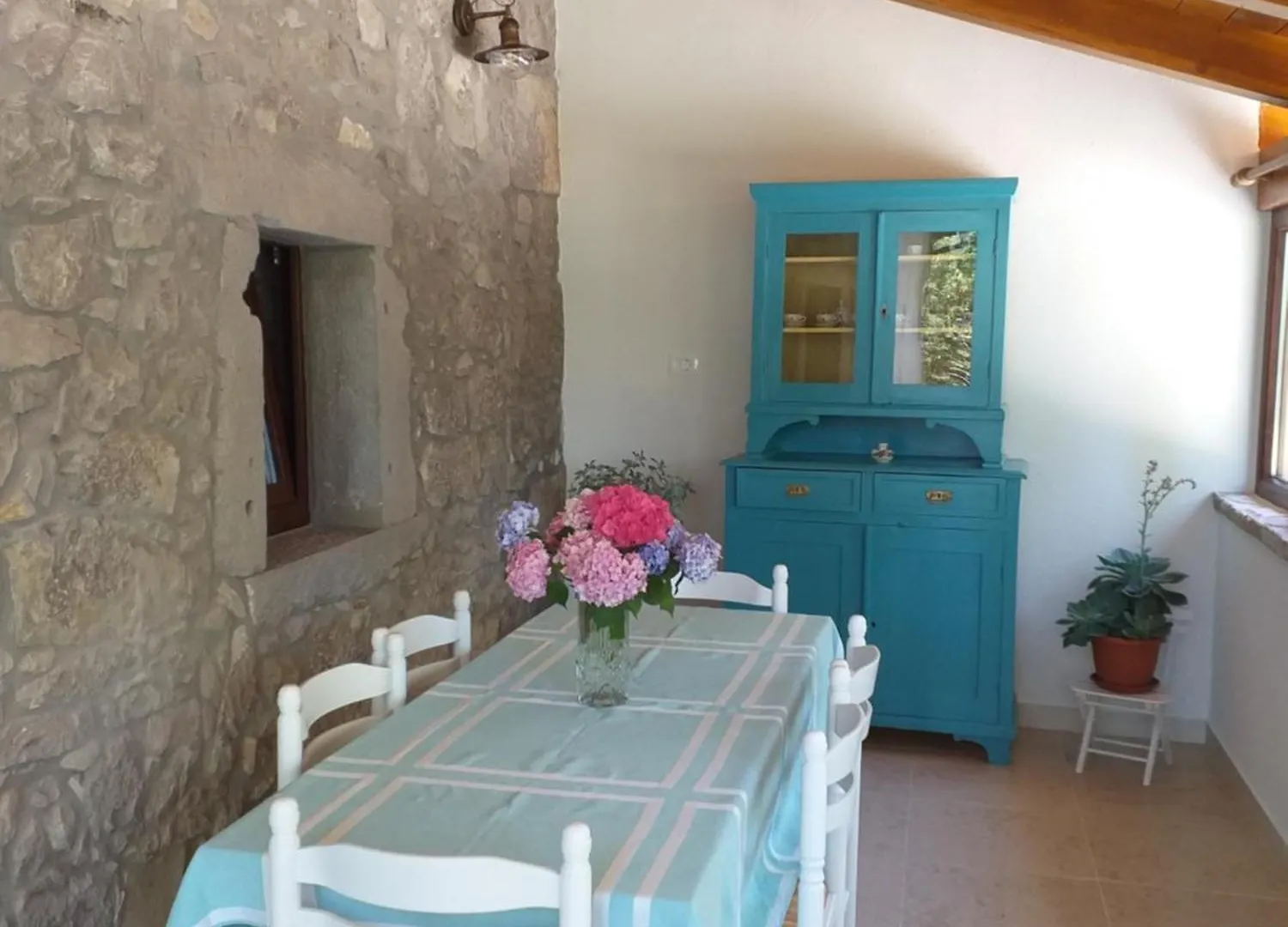 Daire Apartman Studio Baladur Roč Hırvatistan